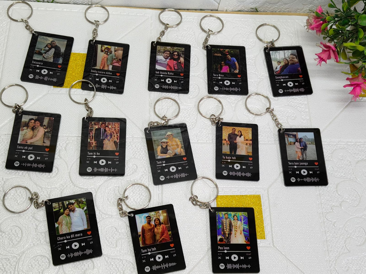 Custom Spotify Photo Keychain with Song Name – Personalized Acrylic Gift