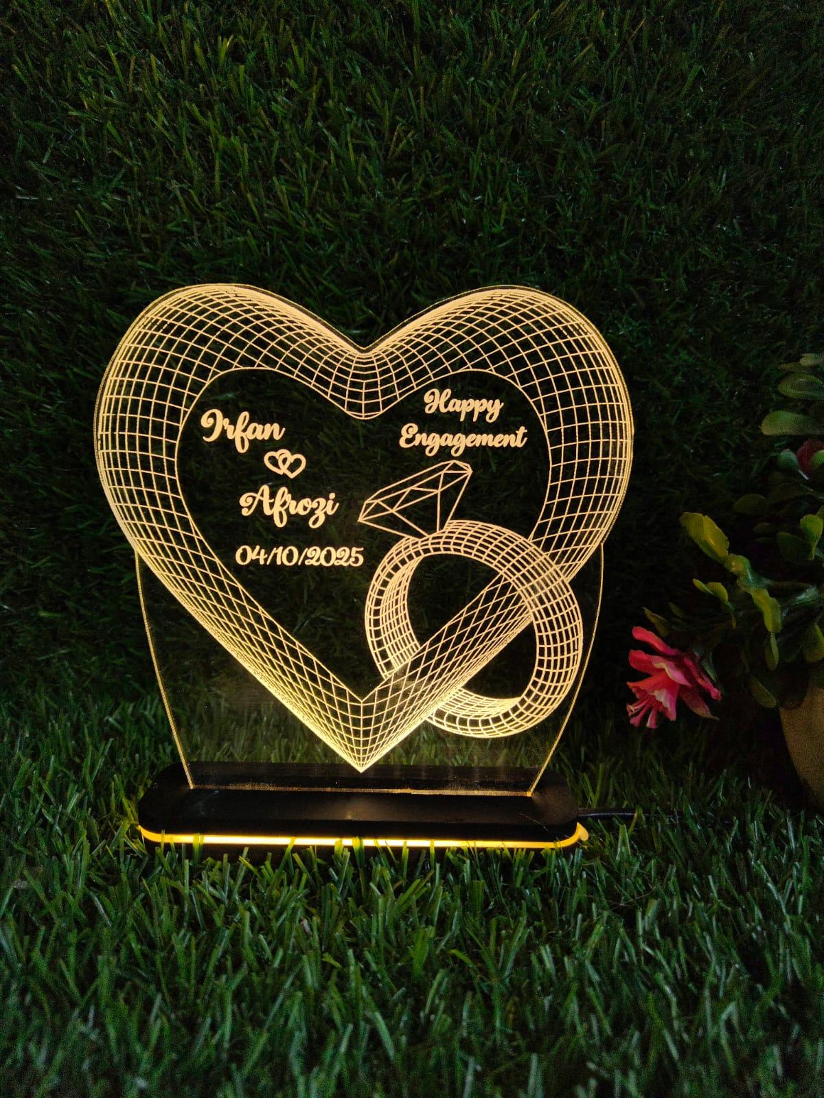 Personalized 3D LED Acrylic Heart Lamp with Wooden Base